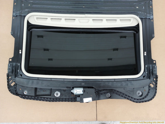 Volvo XC70 Sunroof Assembly