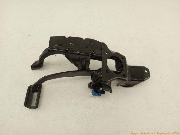 Volvo XC70 Brake Pedal