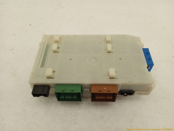Volvo XC70 Engine Fuse Box