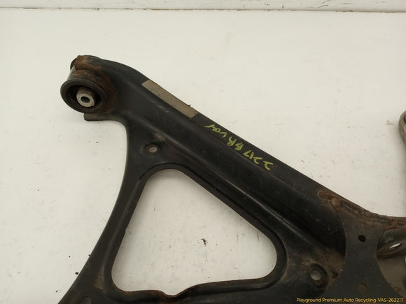 Porsche Cayenne Passenger Right Rear Control Arm Set