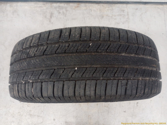 Volvo XC70 Set Of 4 Tires - Michelin Defender 2 - 235/55/R17