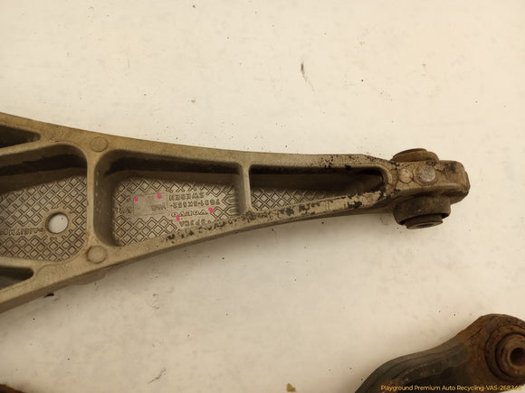 Volvo XC70 Set Of Rear Right Suspension Control Arms