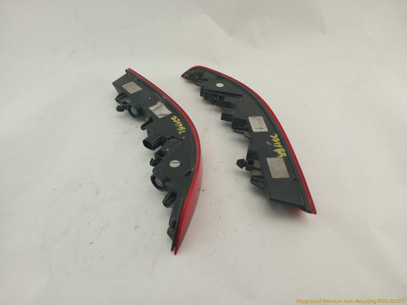 Porsche Cayenne Rear Bumper Fog Reflectors