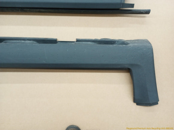 Volvo XC70 Pair Of Rocker Panel Side Skirts