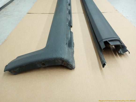 Volvo XC70 Pair Of Rocker Panel Side Skirts
