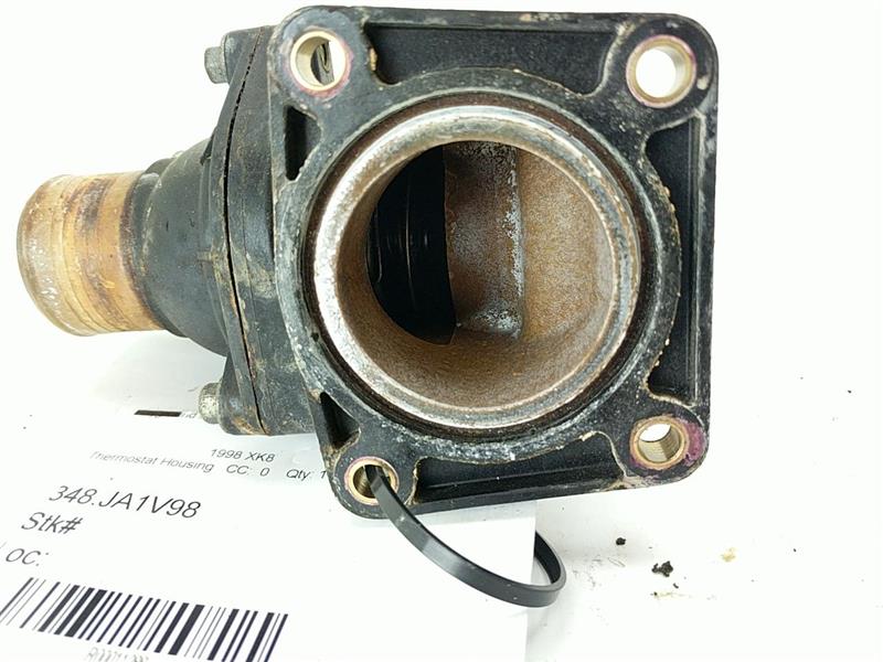 Jaguar XK8 Thermostat Housing