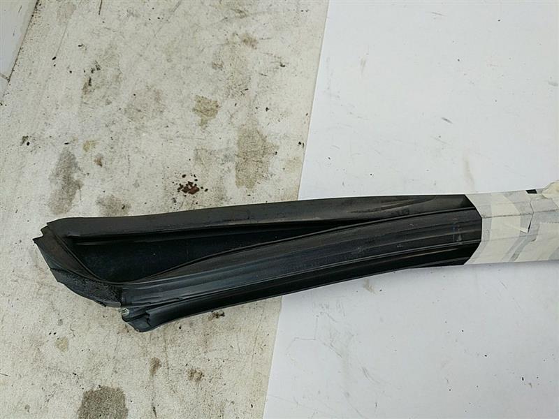 Maserati Quattroporte Front Right Passenger Side Door Weather Seals - 0