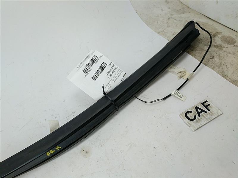 Maserati Quattroporte Front Right Passenger Side Door Weather Seals