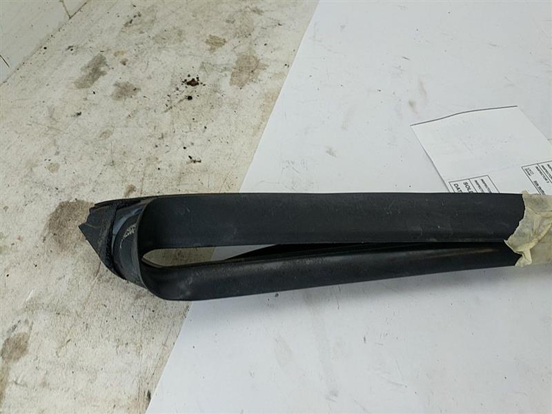 Maserati Quattroporte Front Left Driver Side Door Weather Seals