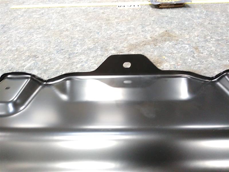 Maserati Quattroporte Fuel Tank Cover