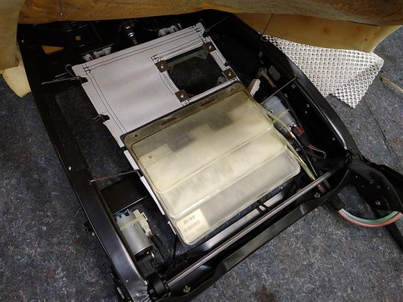 Maserati Quattroporte Front Right Seat Back Frame w/ Cushion