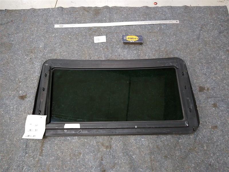 BMW 535I Sunroof Glass