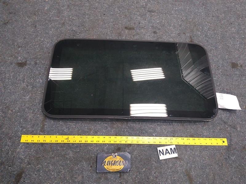 Maserati Quattroporte Sunroof Glass