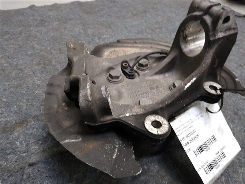 BMW 328I Front Right Spindle Knuckle w/ Wheel Bearing