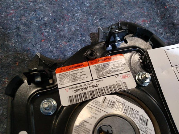 Jaguar XJ8 Driver Side Steering Wheel Air Bag