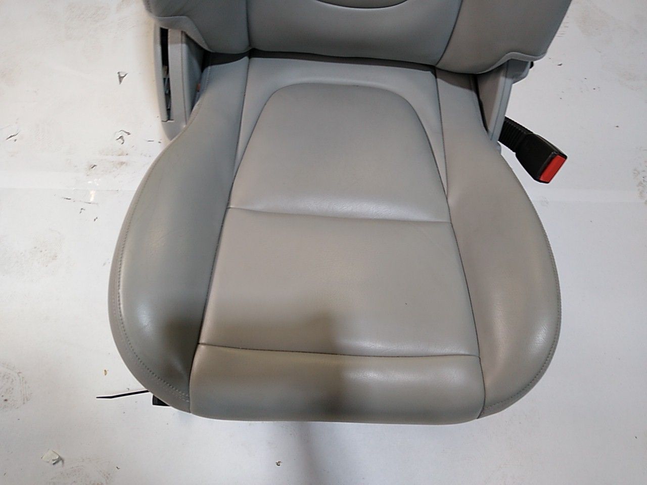 Jaguar XJ8 Front Right Seat Assembly