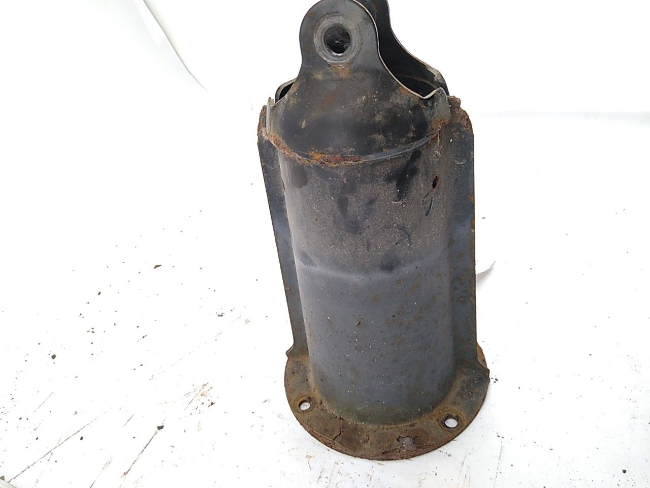 Land Rover Discovery Front Left Shock Tower