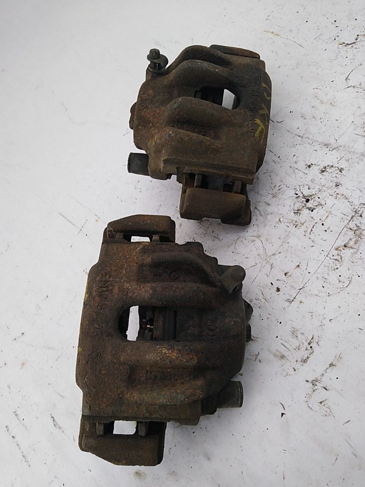 BMW Z3 Brake Calipers - Front (Pair)