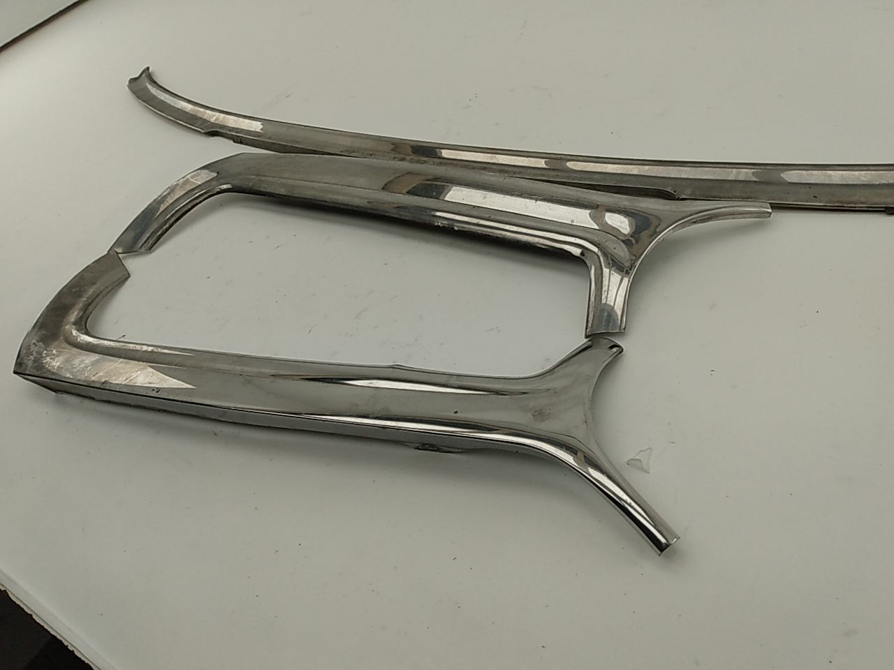 Jaguar XJS Front Windshield Chrome Mouldings - Set