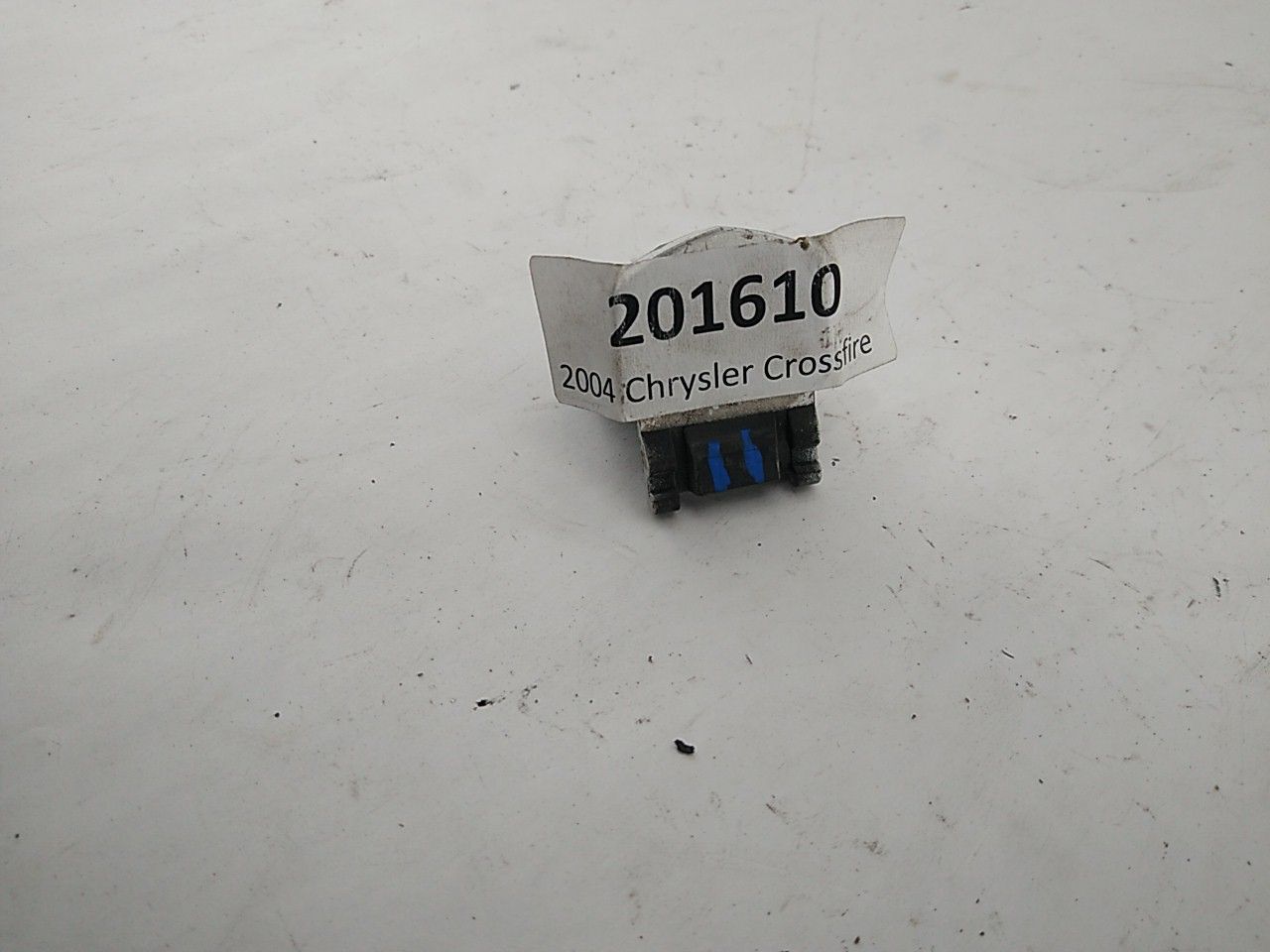 Chrysler Crossfire Right Door Handle Plastic