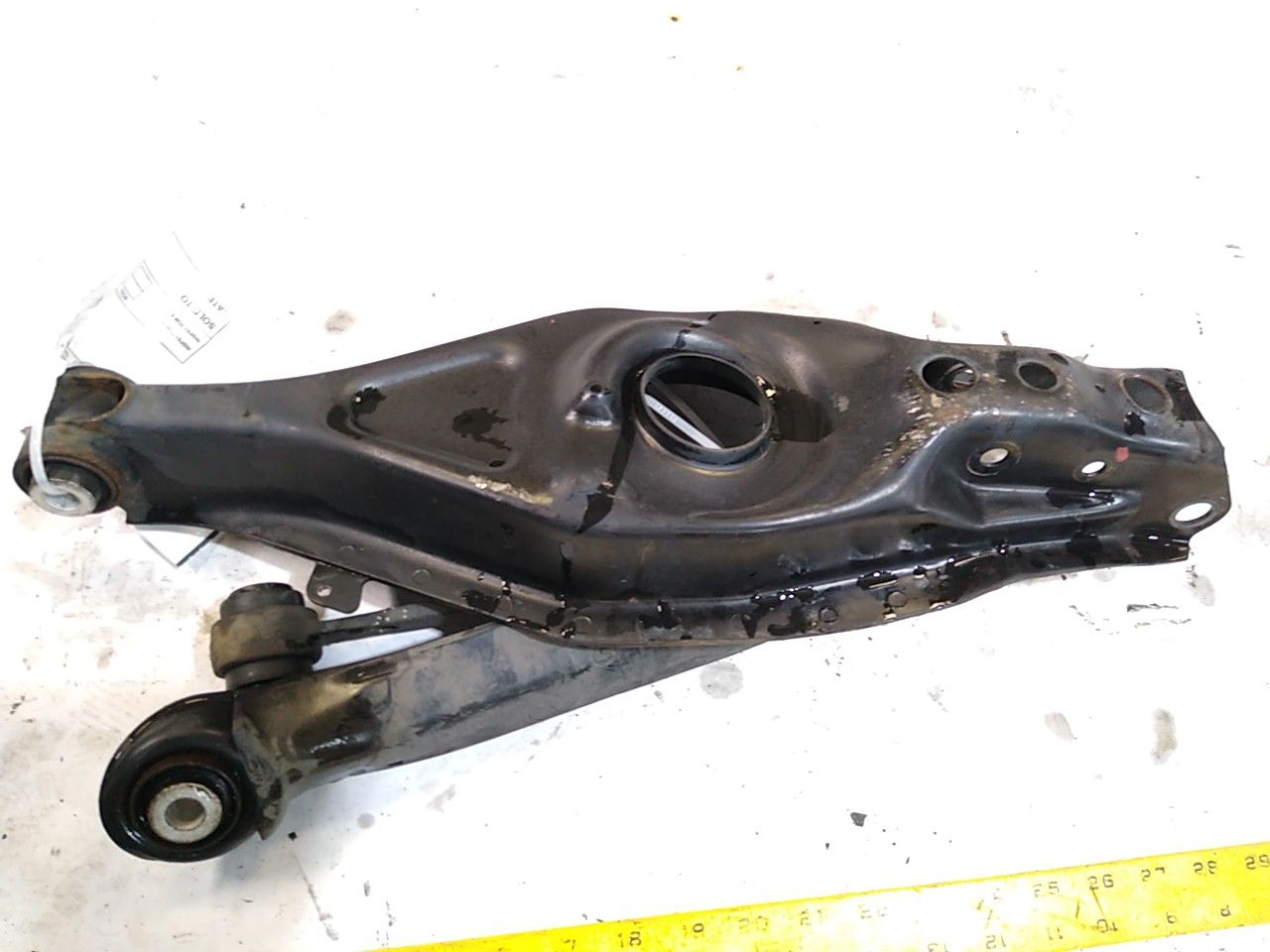 Chrysler Crossfire Rear Left Lower Control Arm Set - 0