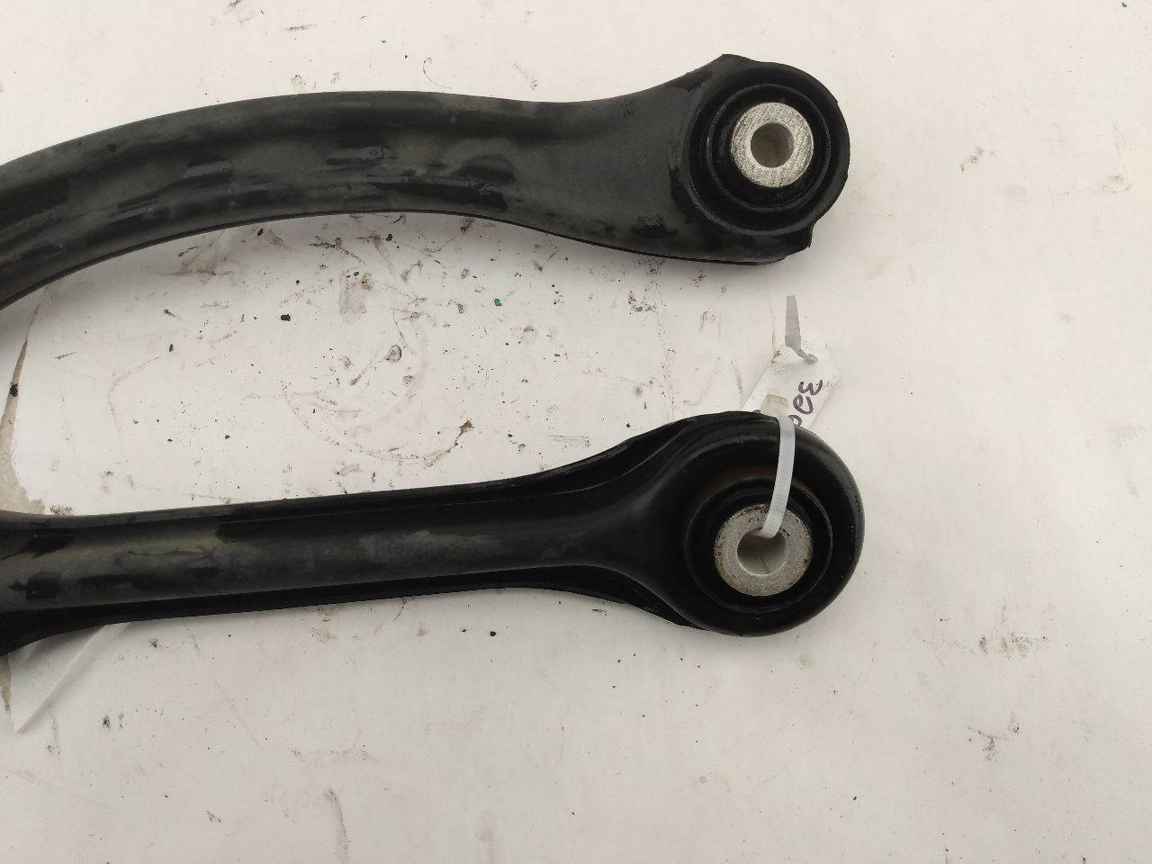 Chrysler Crossfire Rear Right Upper Control Arm Components Pair