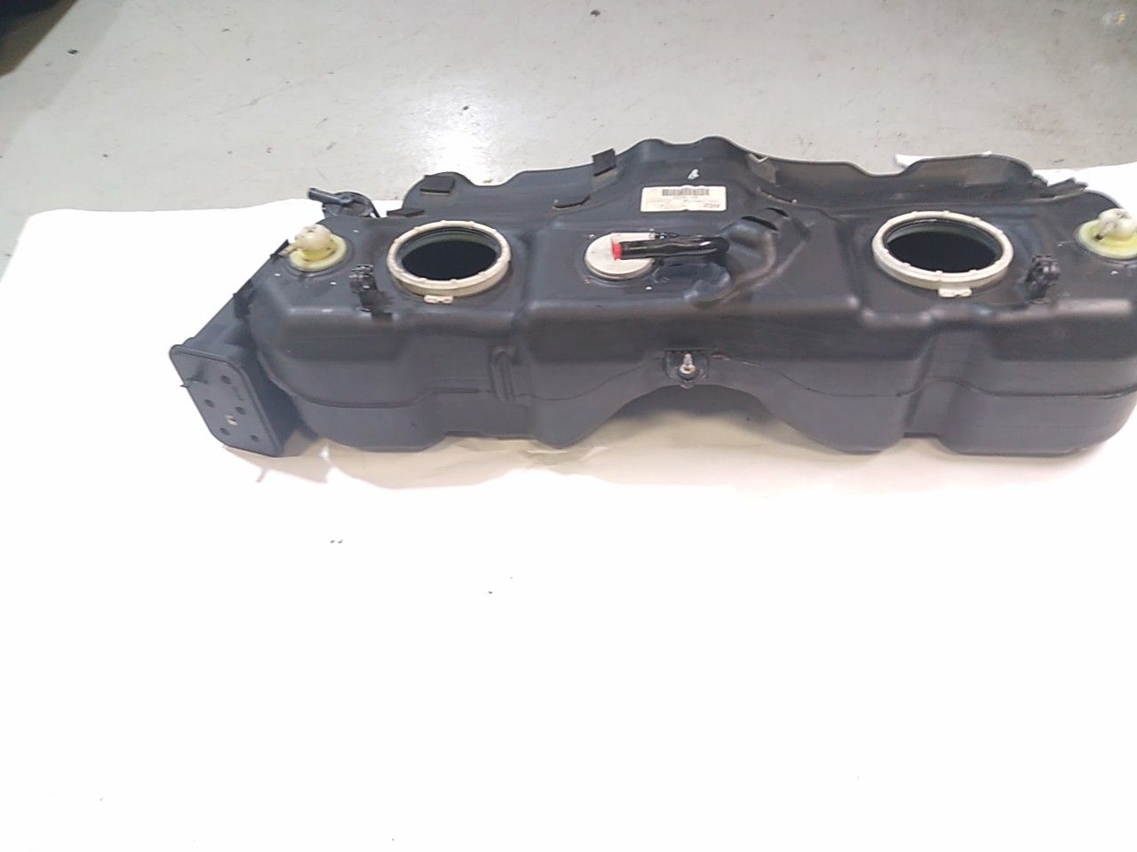 Mini Cooper S Fuel Tank R536756911 Fuel vapor canister attached