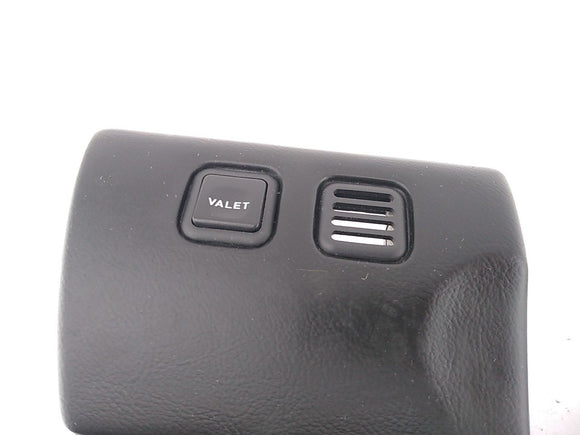 Jaguar XK8 Knee Bolster Panel