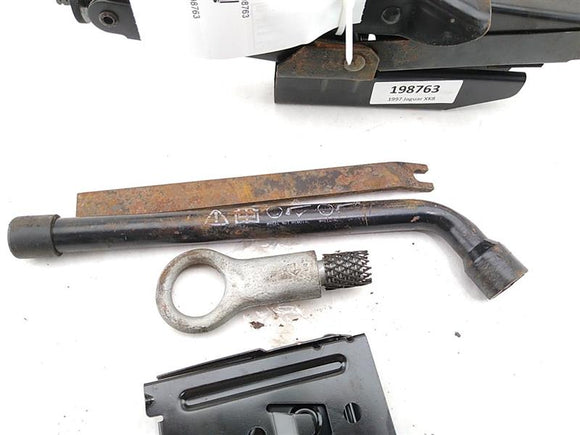 Jaguar XK8 Spare Tire Jack Set