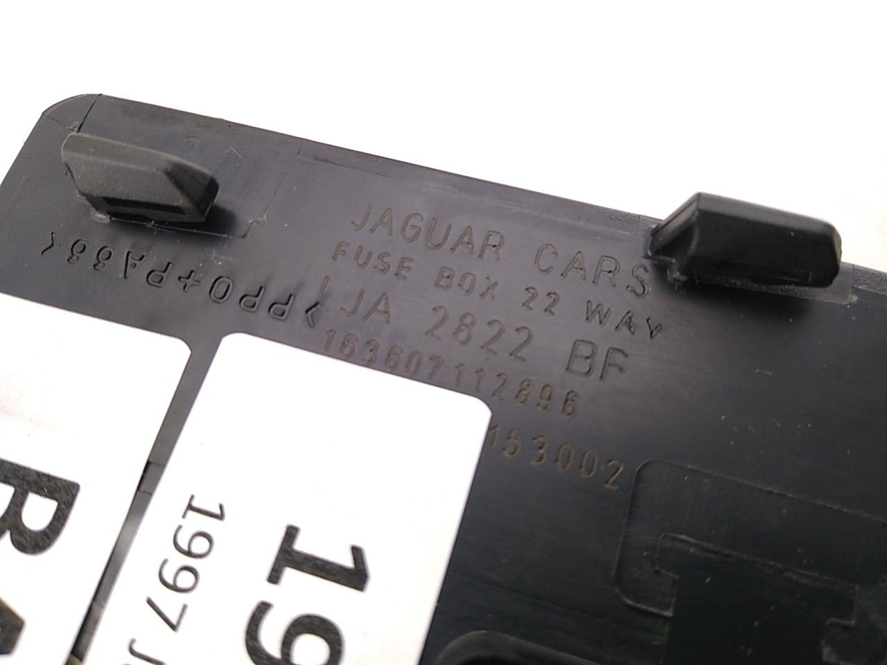 Jaguar XK8 Fuse Box