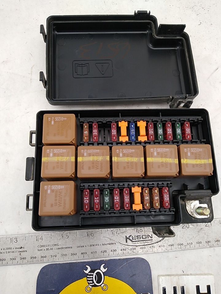 Jaguar XKR Front Fuse Box