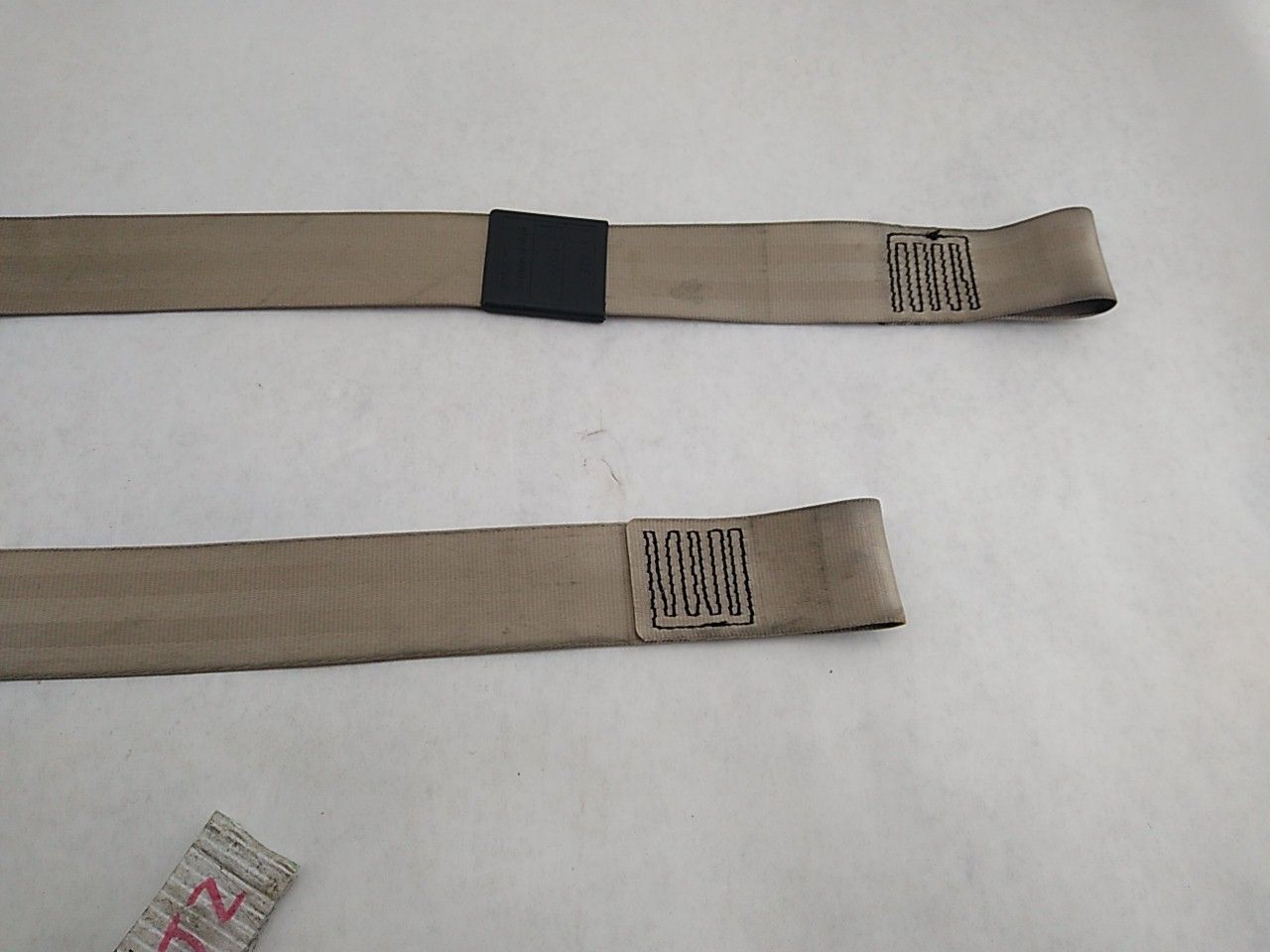 Audi A4 Set of front left and right seat belts