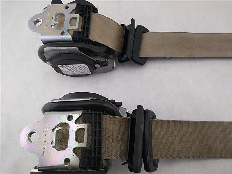 Audi A4 Set of front left and right seat belts