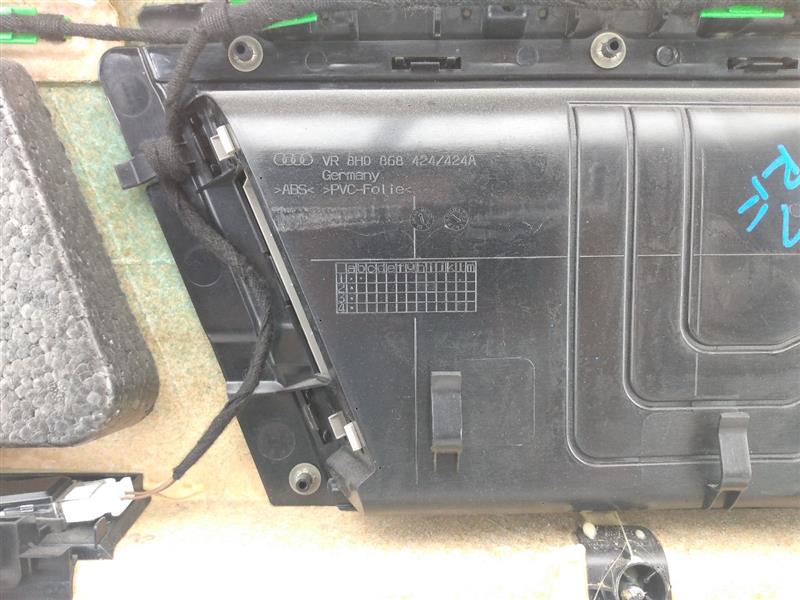 Audi A4 Right Front Inner Door Panel
AS-IS