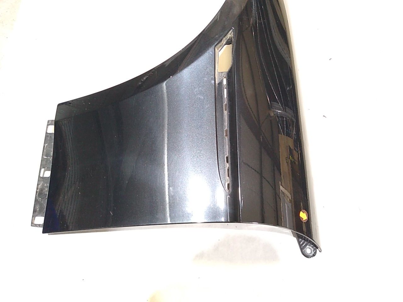 BMW 650I Front Left Fender - 0