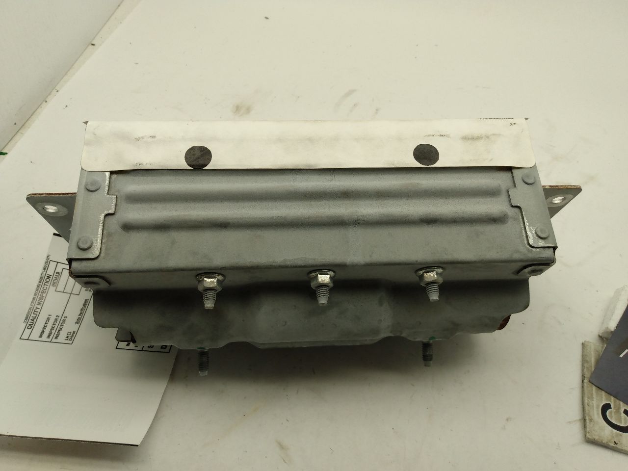 Land Rover LR3 Front Right Dash Air Bag