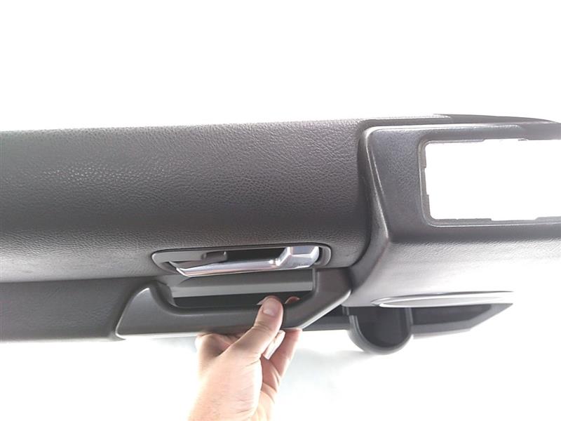 Land Rover LR3 Front Left Door Trim Panel