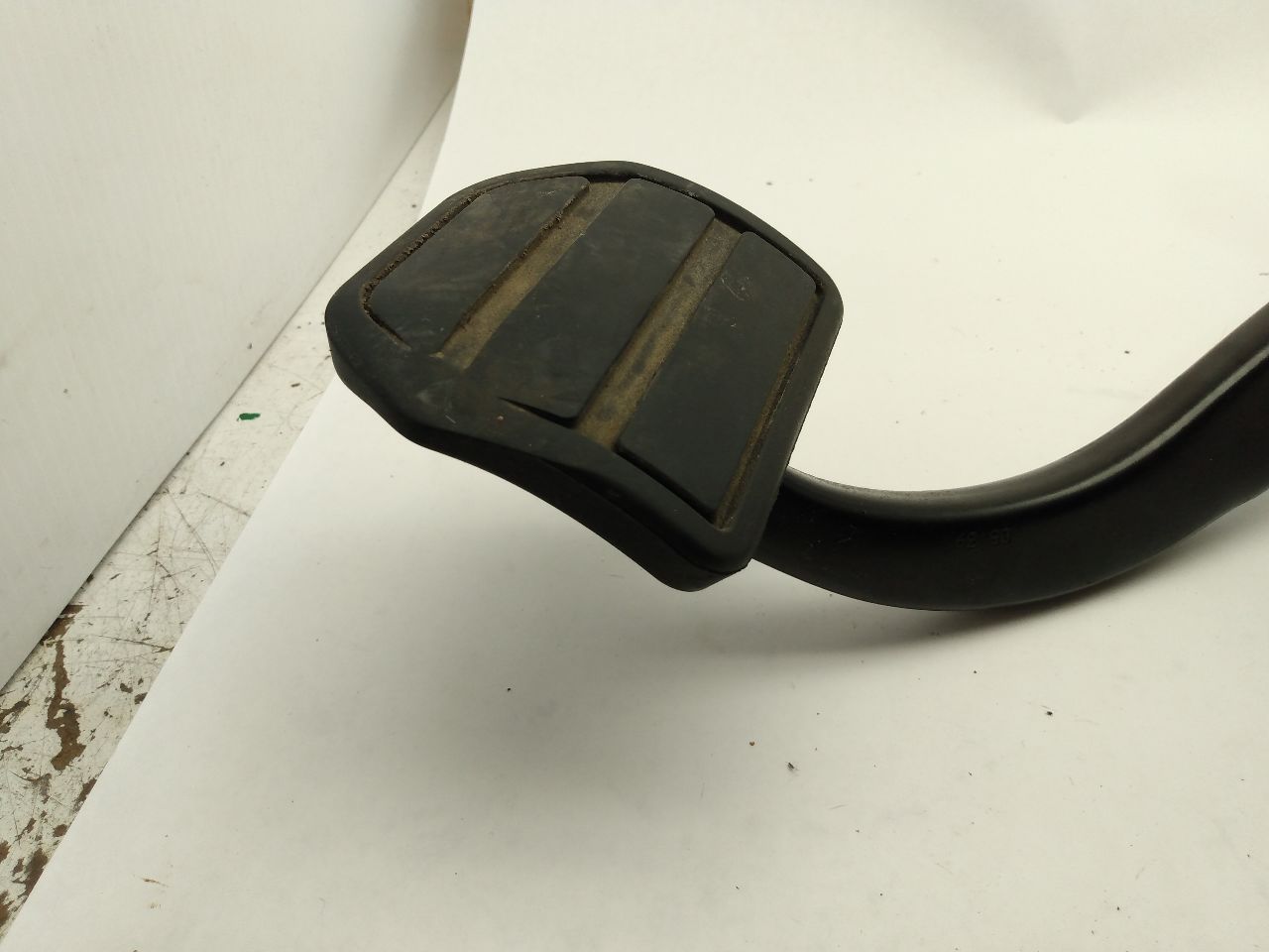 Land Rover LR3 Brake Pedal Assembly