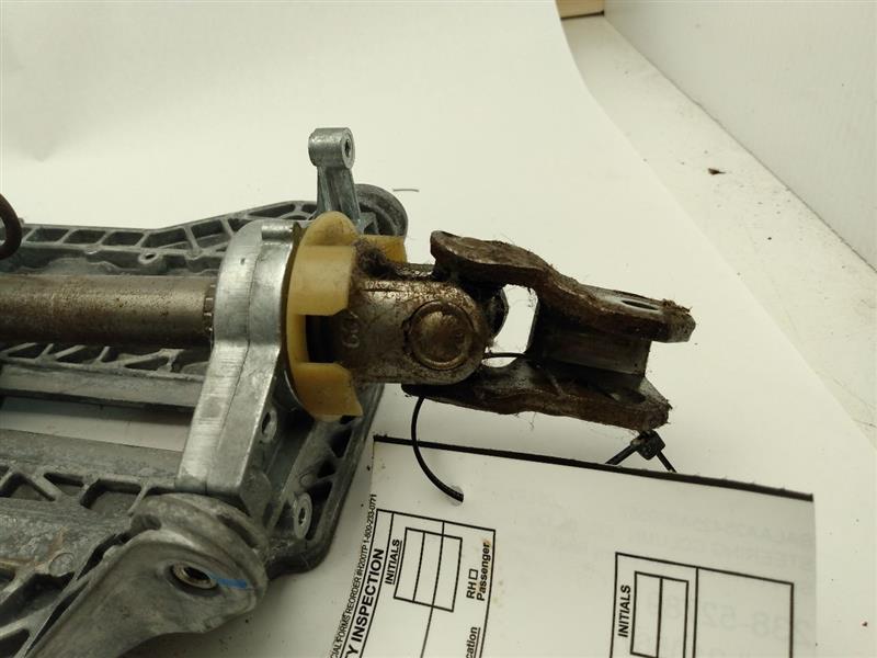 Land Rover LR3 Steering Column