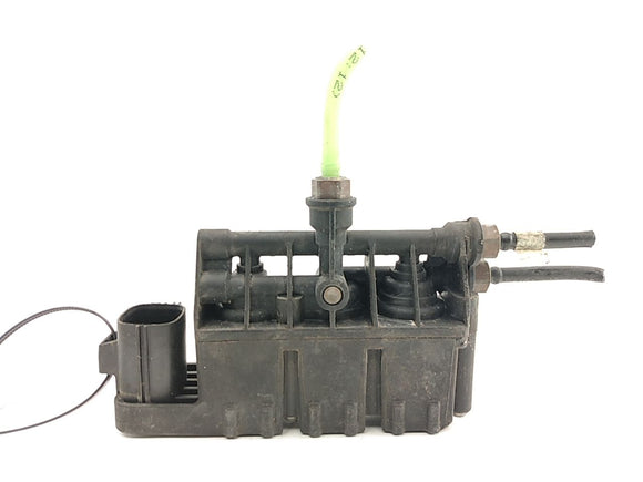 Land Rover LR3 Front Air Suspension Valve Block