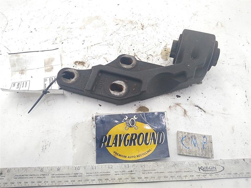 Land Rover LR3 Front Differential Mount