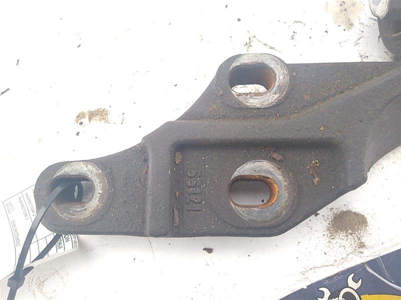 Land Rover LR3 Front Differential Mount