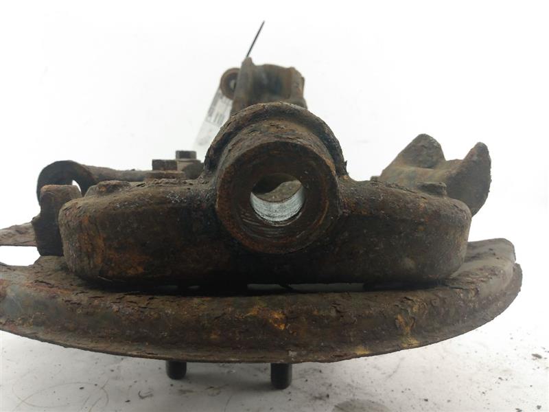 Land Rover LR3 Front Right Knuckle Hub Assembly