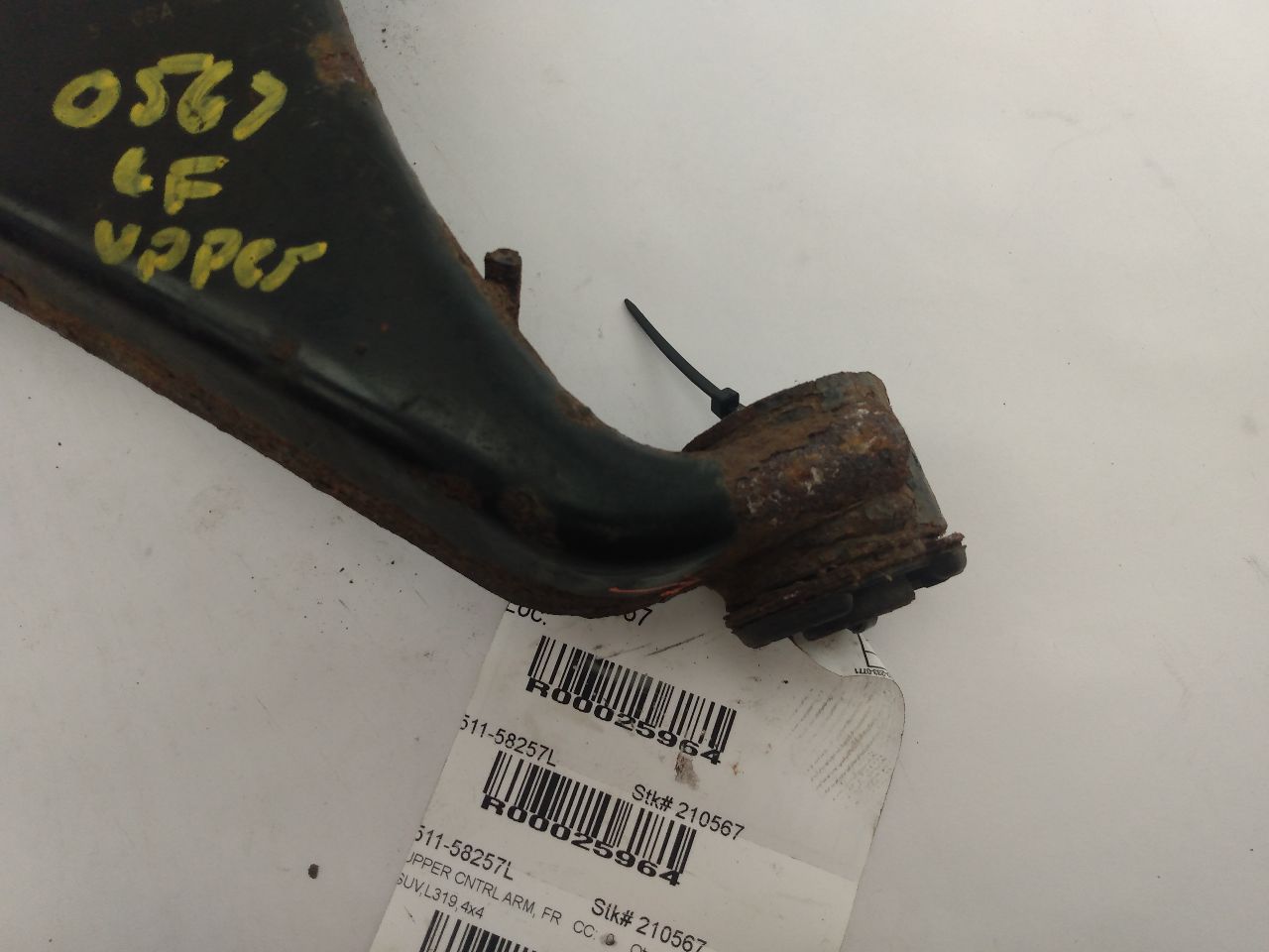 Land Rover LR3 Front Left Upper Control Arm