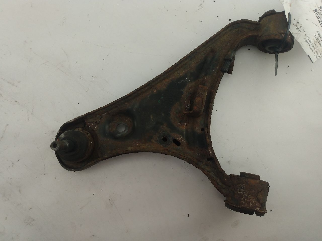 Land Rover LR3 Front Left Upper Control Arm