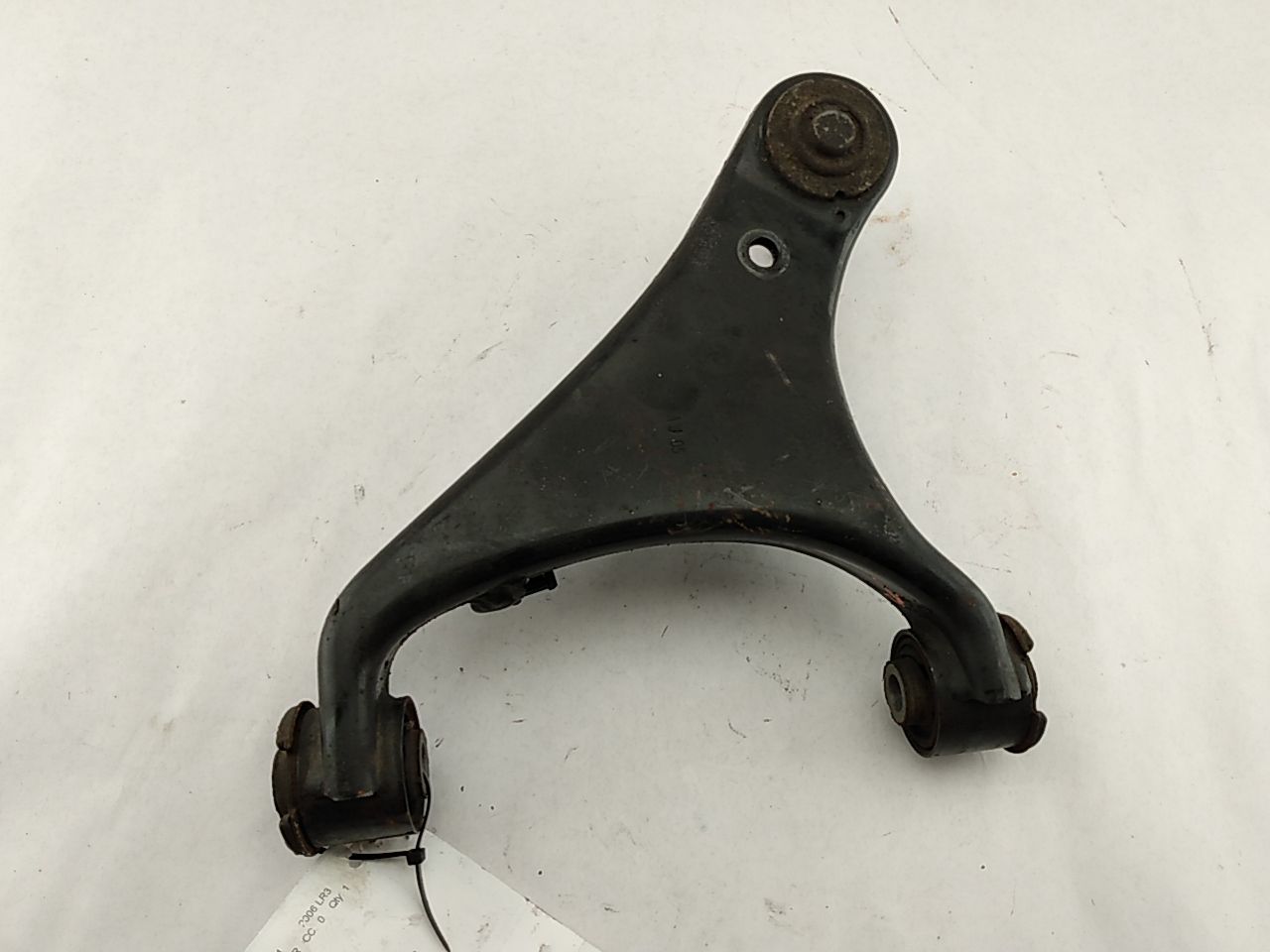 Land Rover LR3 Front Left Upper Control Arm