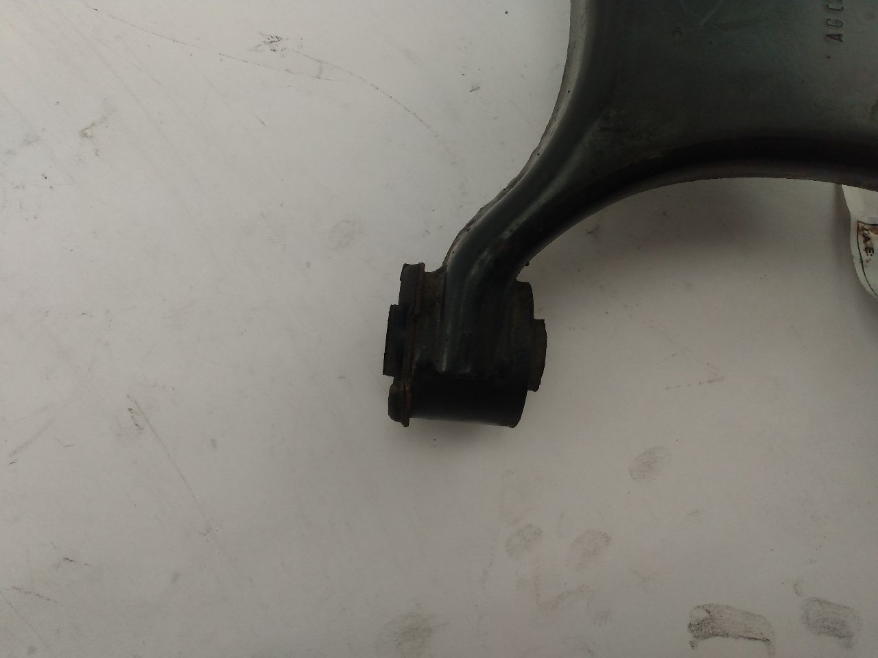 Land Rover LR3 Front Right Upper Control Arm