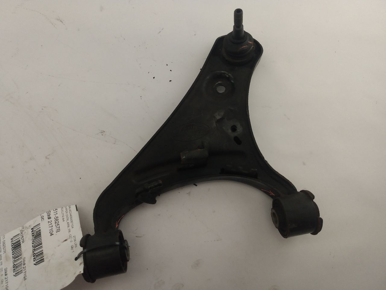 Land Rover LR3 Front Right Upper Control Arm