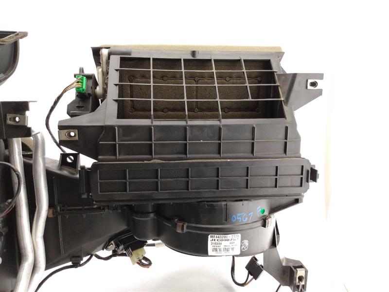 Land Rover LR3 Front AC Heater Box Assembly