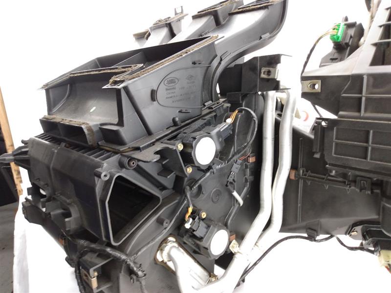 Land Rover LR3 Front AC Heater Box Assembly